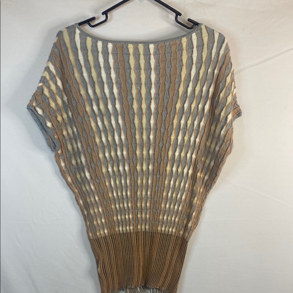 Striped Knit Sweater Top - Picture 2 of 6